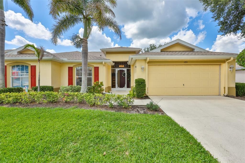 For Sale: $286,000 (2 beds, 2 baths, 1855 Square Feet)