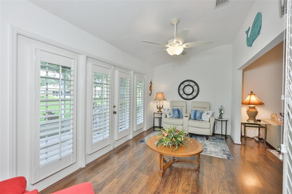 For Sale: $286,000 (2 beds, 2 baths, 1855 Square Feet)