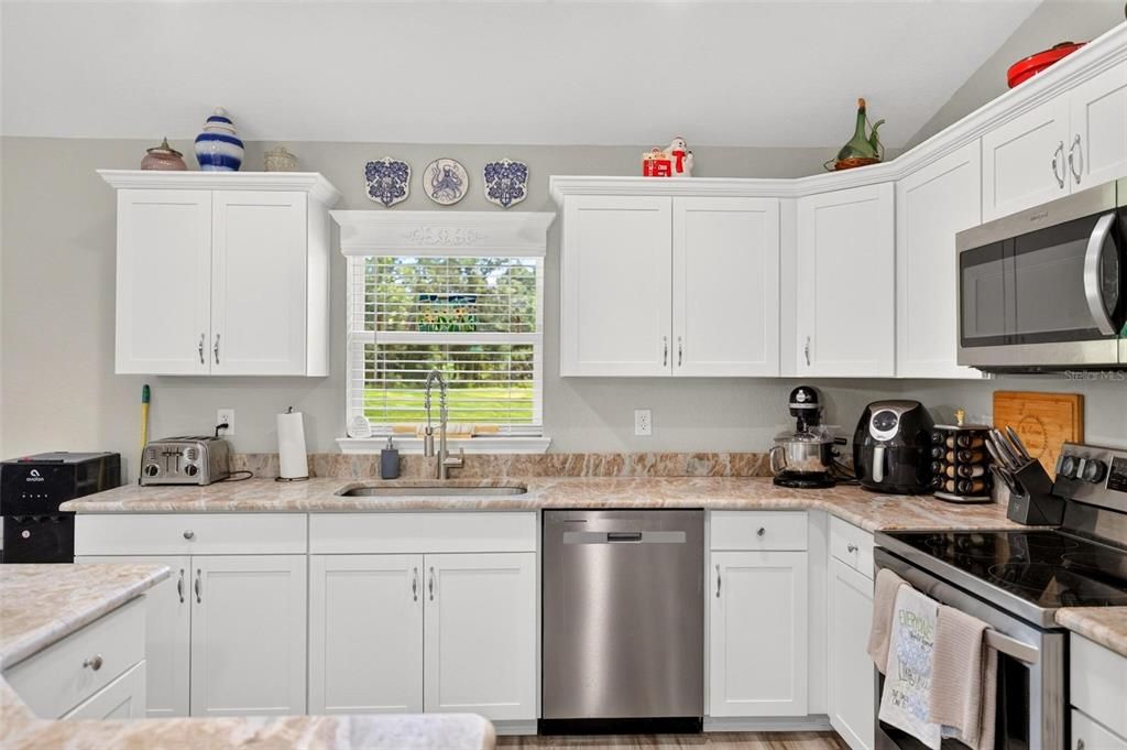 En Venta: $375,000 (3 camas, 2 baños, 1557 Pies cuadrados)