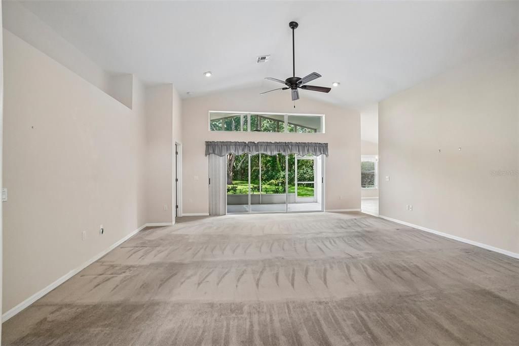 For Sale: $219,900 (3 beds, 2 baths, 1629 Square Feet)