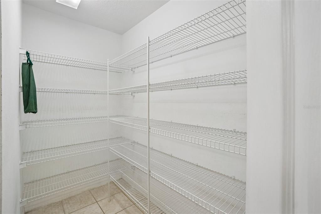 For Sale: $219,900 (3 beds, 2 baths, 1629 Square Feet)