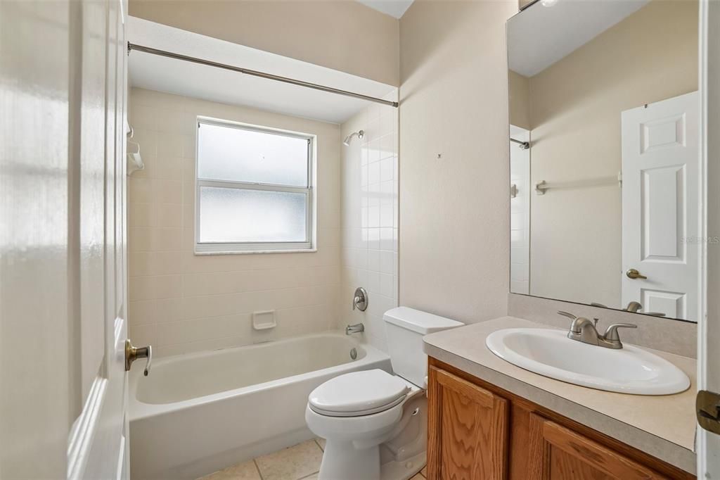 For Sale: $219,900 (3 beds, 2 baths, 1629 Square Feet)