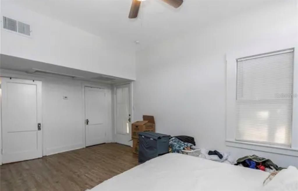 For Rent: $1,650 (1 beds, 1 baths, 600 Square Feet)