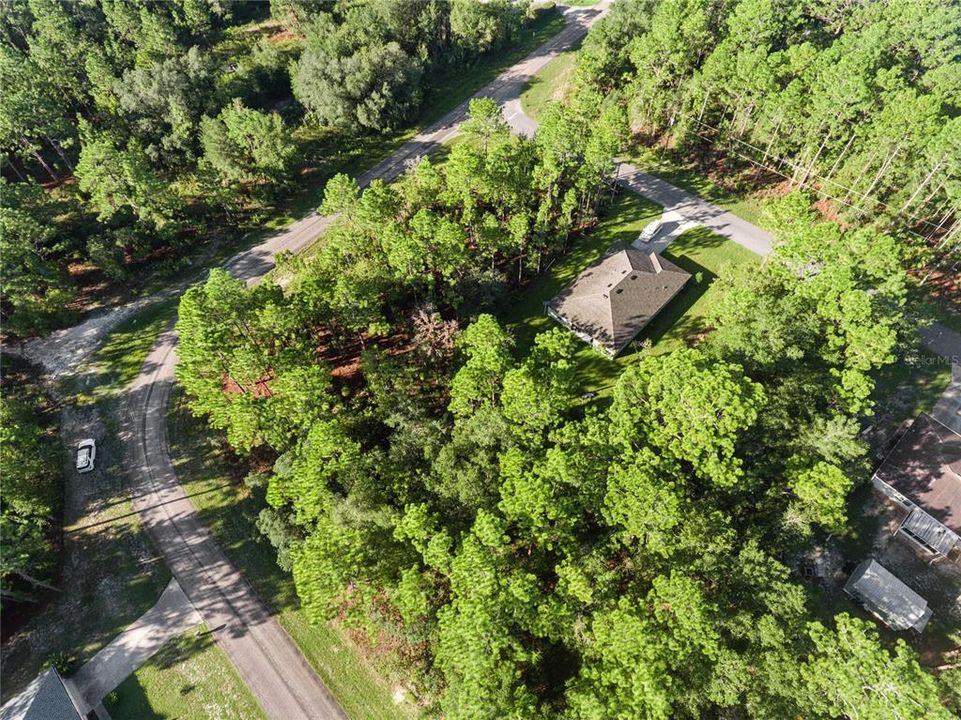 На продажу: $29,900 (0.26 acres)