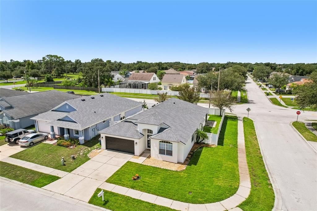 En Venta: $499,999 (5 camas, 2 baños, 2206 Pies cuadrados)