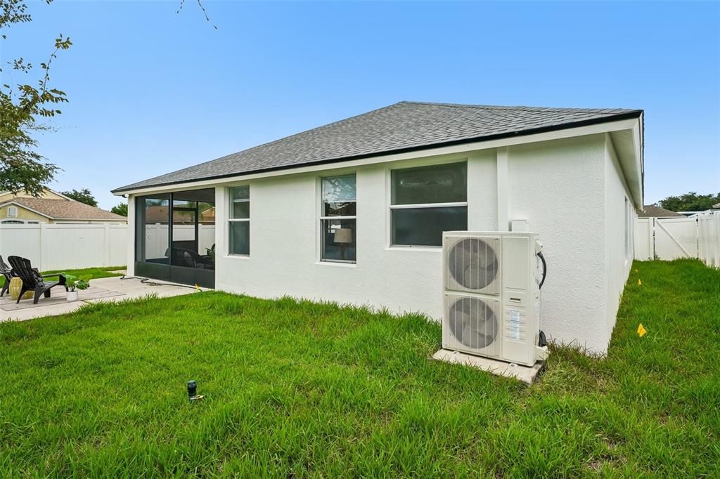En Venta: $499,999 (5 camas, 2 baños, 2206 Pies cuadrados)