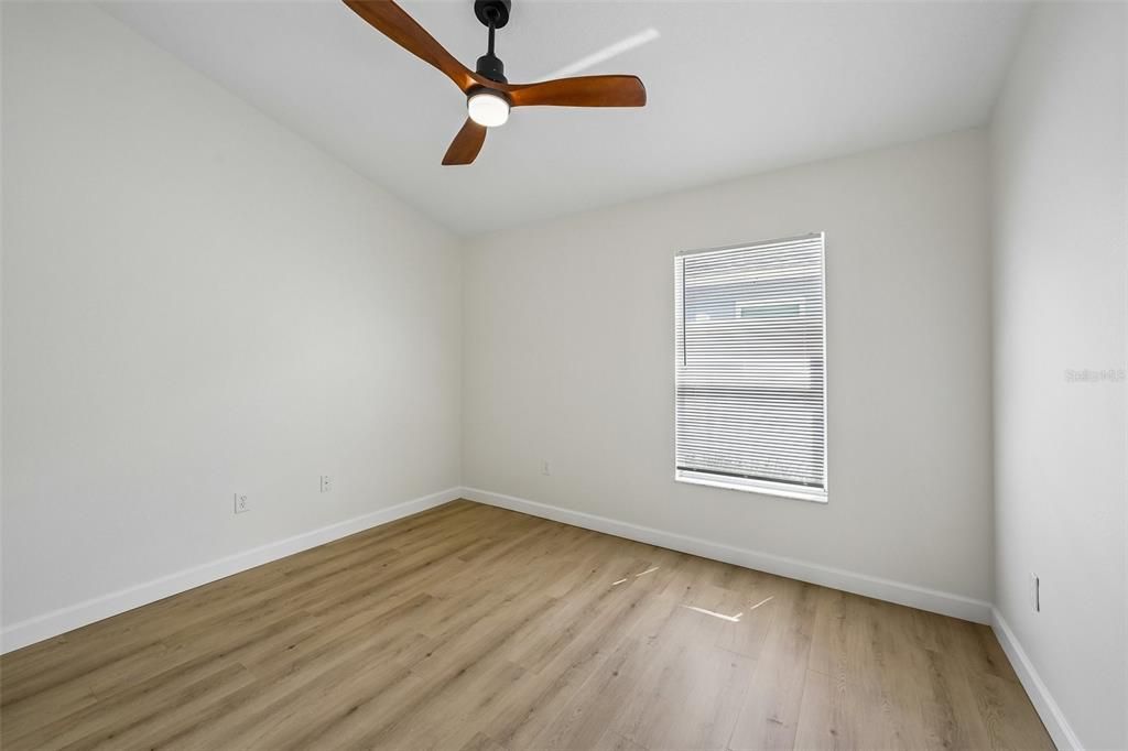 En Venta: $499,999 (5 camas, 2 baños, 2206 Pies cuadrados)