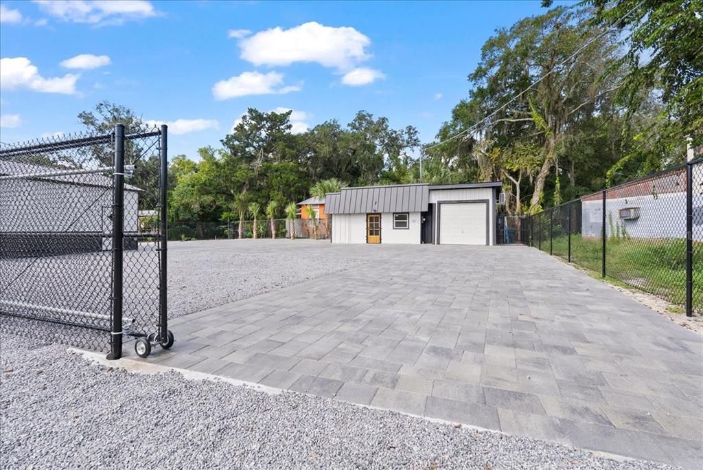 For Sale: $365,000 (0 beds, 0 baths, 429 Square Feet)