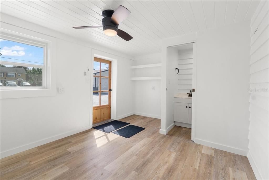 For Sale: $365,000 (0 beds, 0 baths, 429 Square Feet)