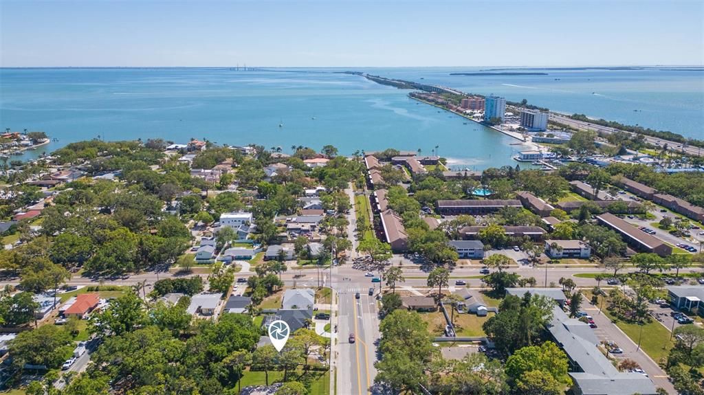 En Venta: $495,900 (4 camas, 3 baños, 1832 Pies cuadrados)