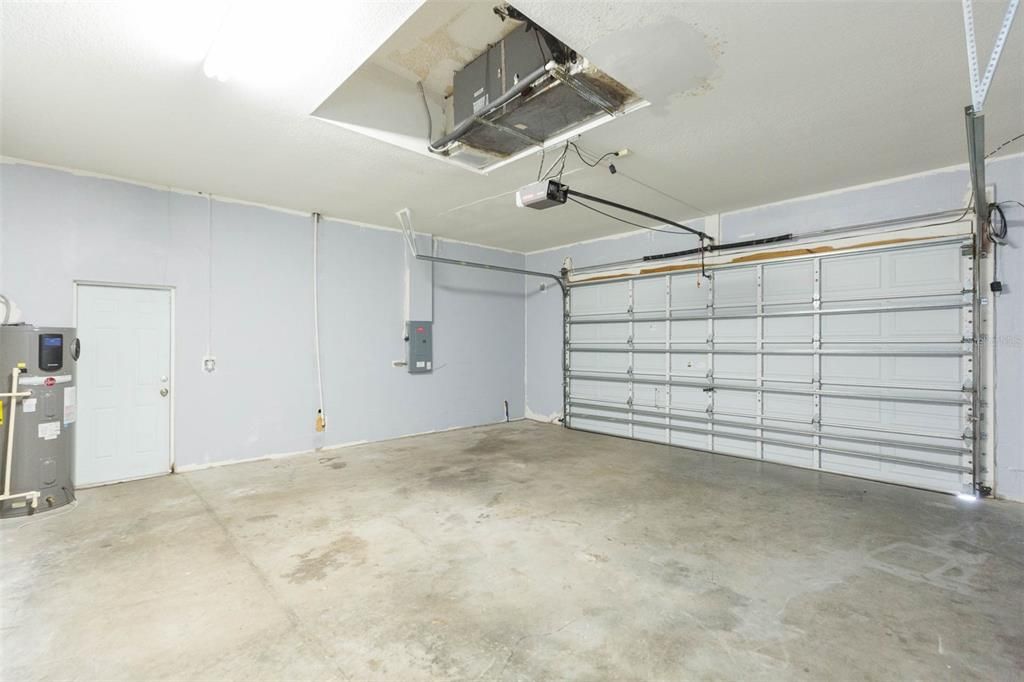 En Venta: $495,900 (4 camas, 3 baños, 1832 Pies cuadrados)