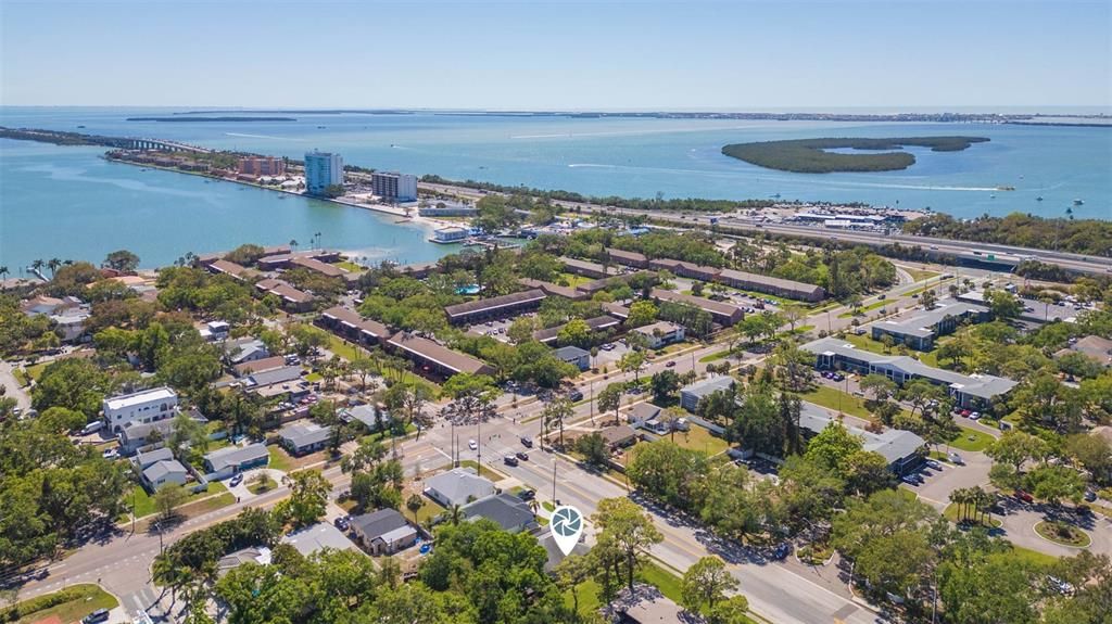 En Venta: $495,900 (4 camas, 3 baños, 1832 Pies cuadrados)