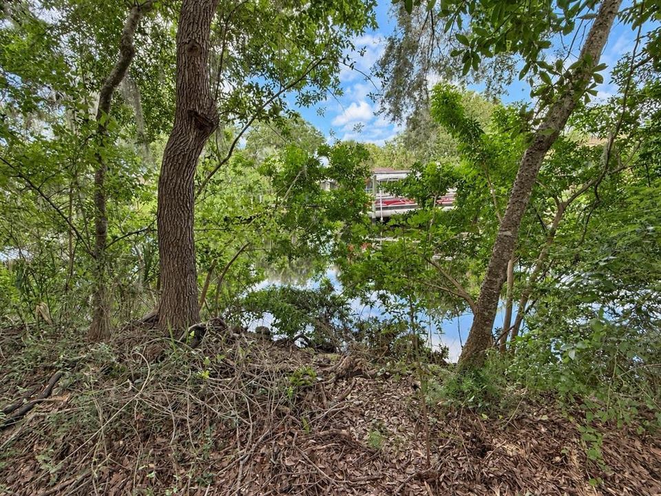 На продажу: $274,900 (0.35 acres)