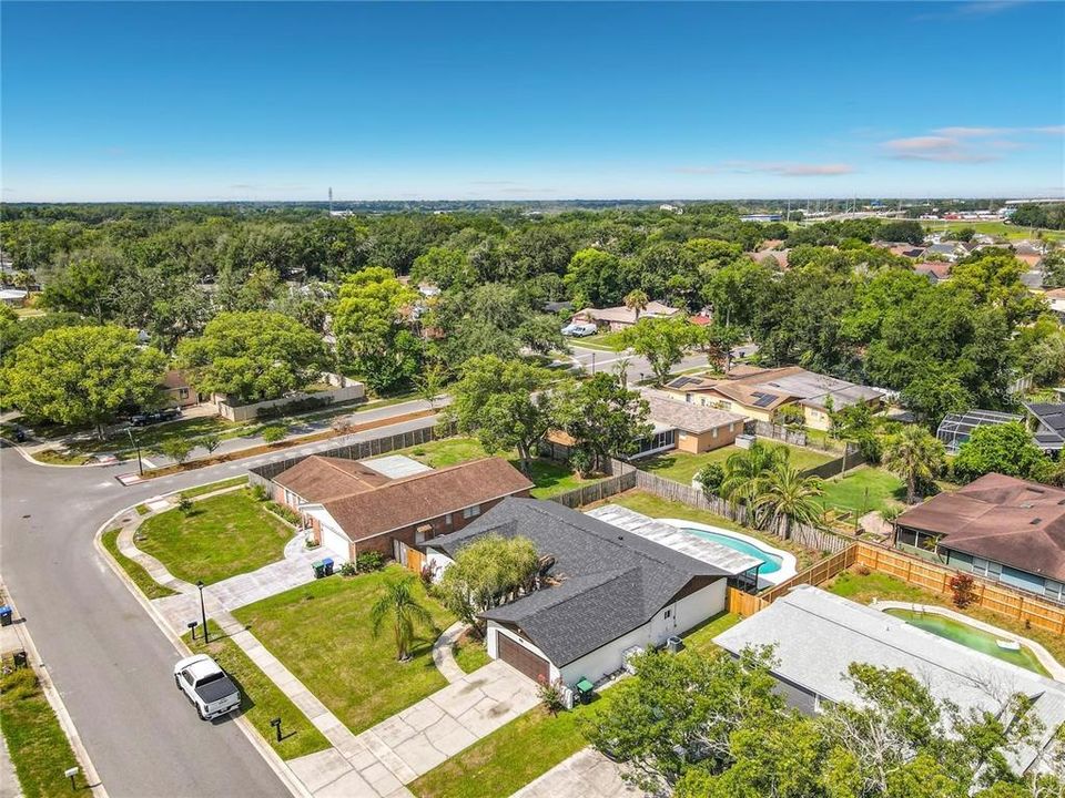 For Rent: $2,600 (3 beds, 2 baths, 1694 Square Feet)