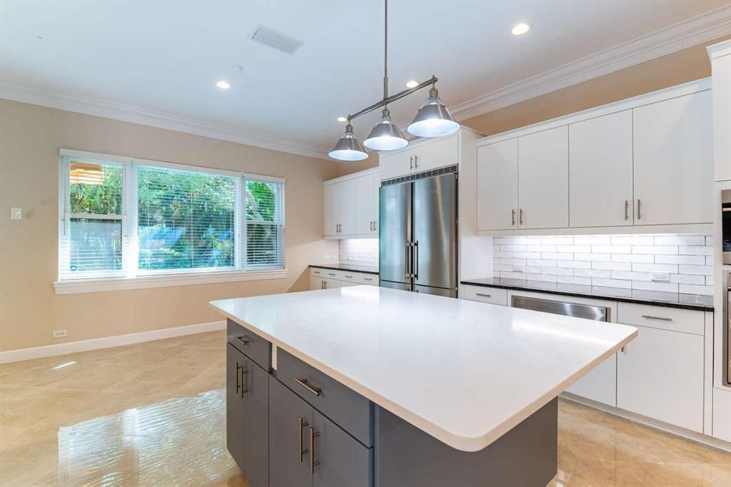 For Sale: $1,250,000 (3 beds, 3 baths, 2951 Square Feet)