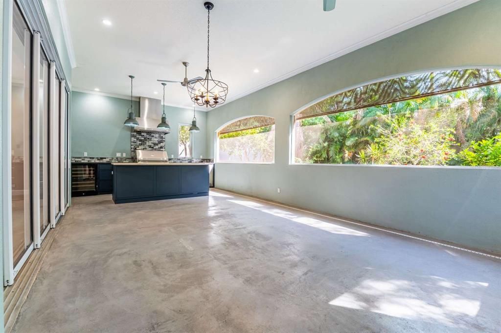 For Sale: $1,250,000 (3 beds, 3 baths, 2951 Square Feet)
