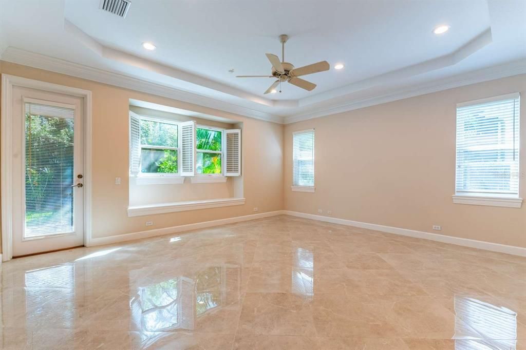 For Sale: $1,250,000 (3 beds, 3 baths, 2951 Square Feet)