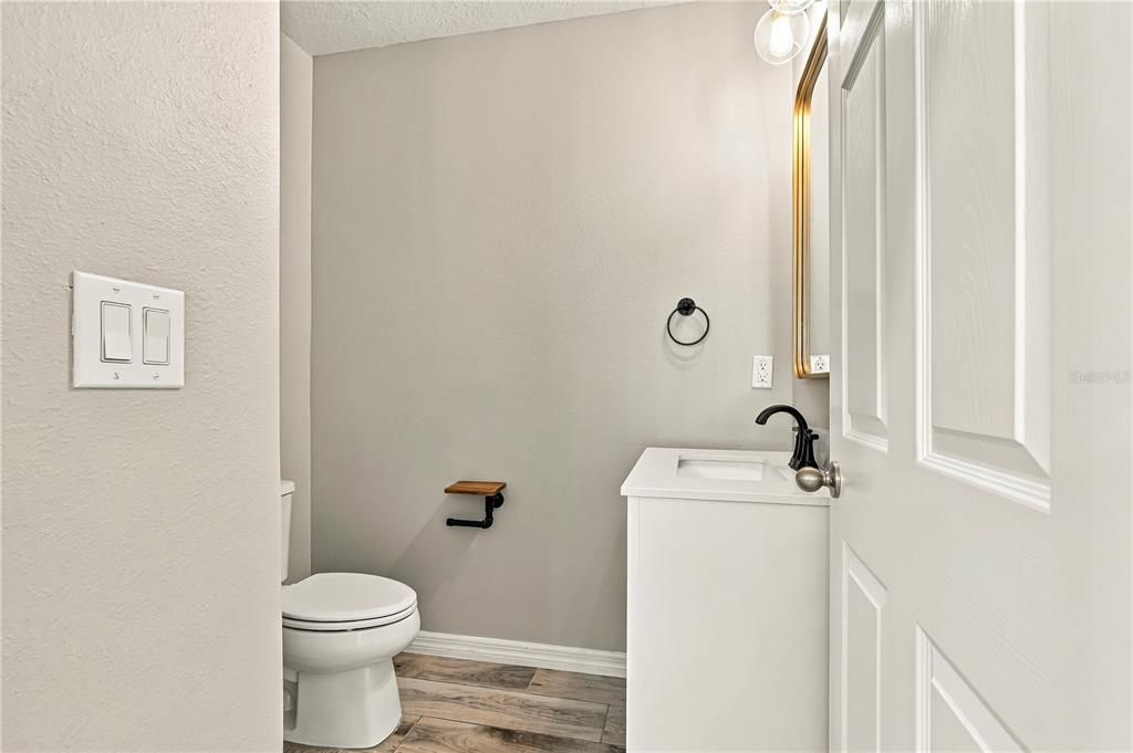 For Rent: $2,600 (3 beds, 2 baths, 1780 Square Feet)