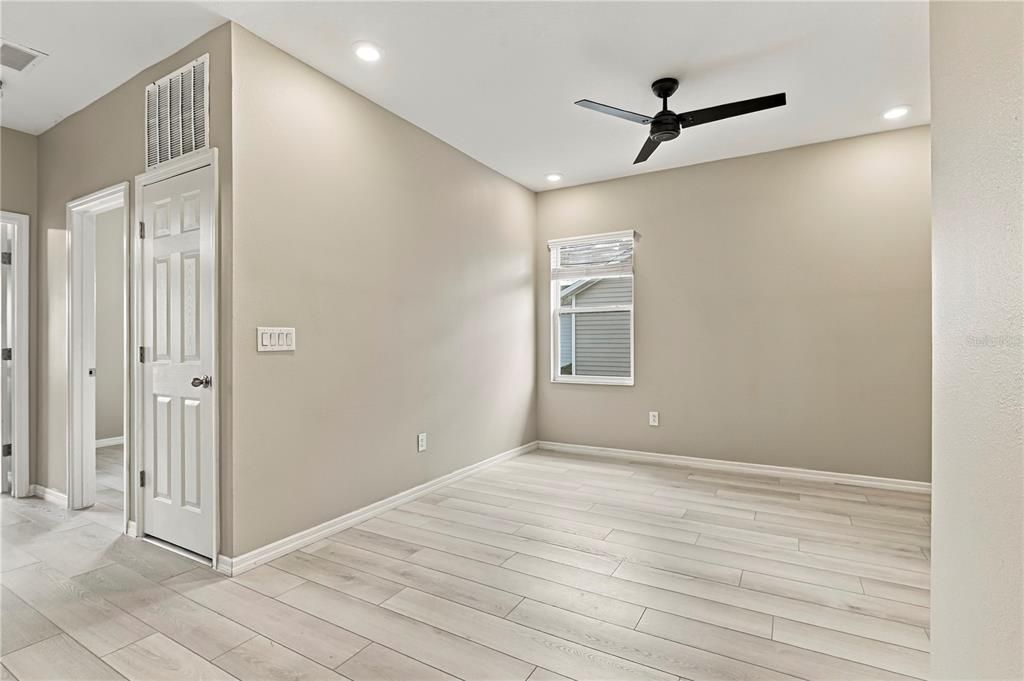 For Rent: $2,600 (3 beds, 2 baths, 1780 Square Feet)
