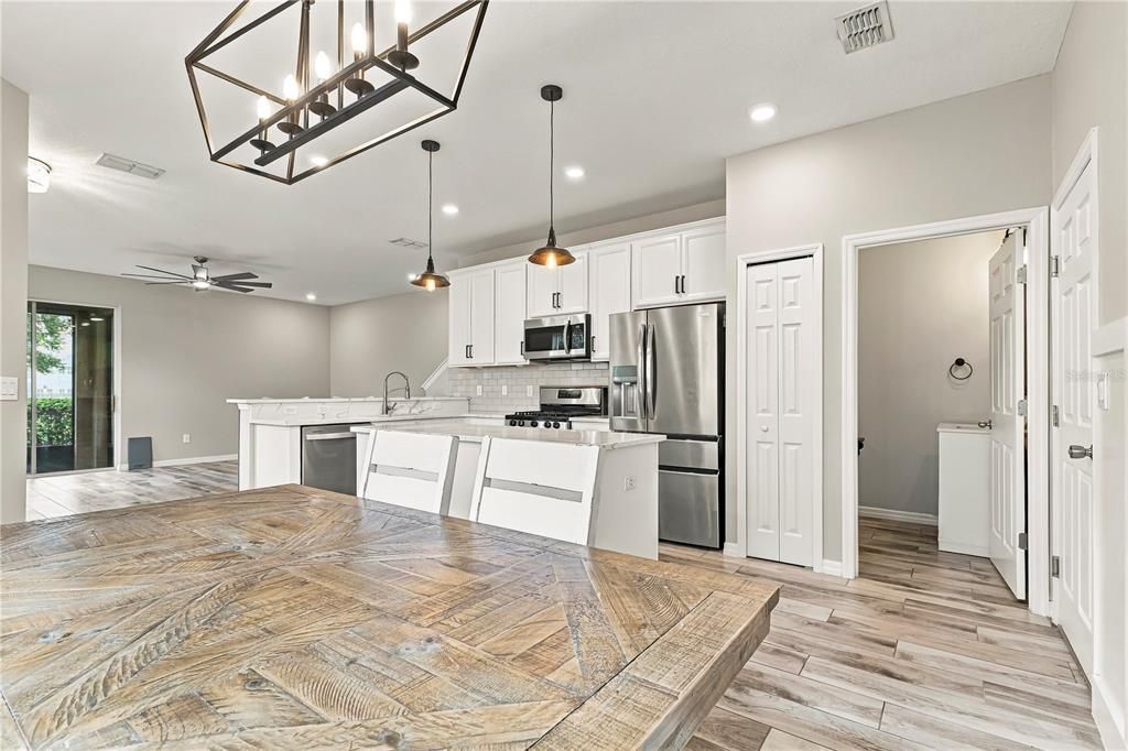 For Rent: $2,600 (3 beds, 2 baths, 1780 Square Feet)