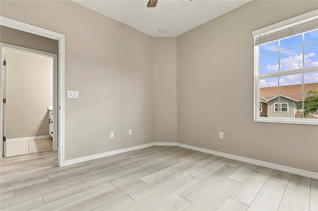For Rent: $2,600 (3 beds, 2 baths, 1780 Square Feet)