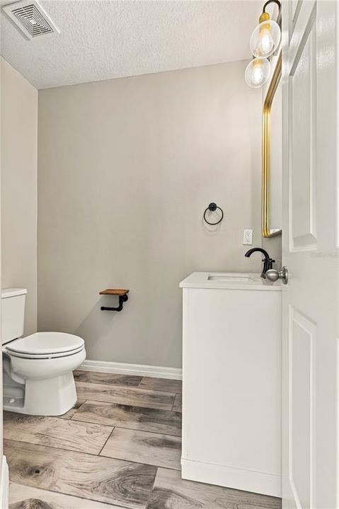 For Rent: $2,600 (3 beds, 2 baths, 1780 Square Feet)