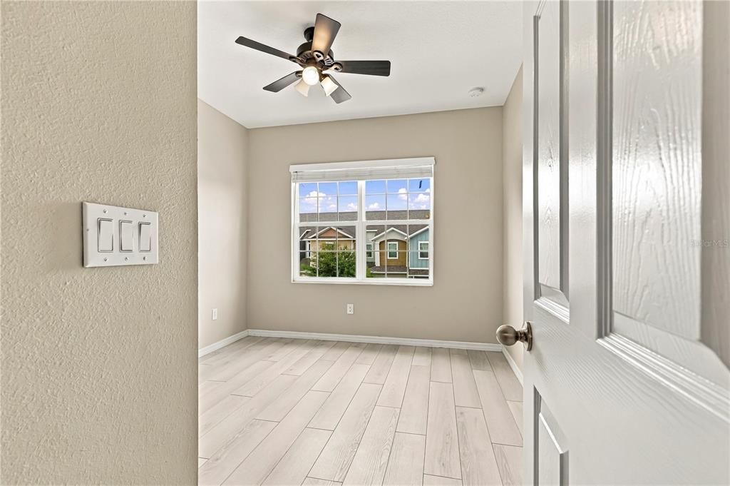 For Rent: $2,600 (3 beds, 2 baths, 1780 Square Feet)