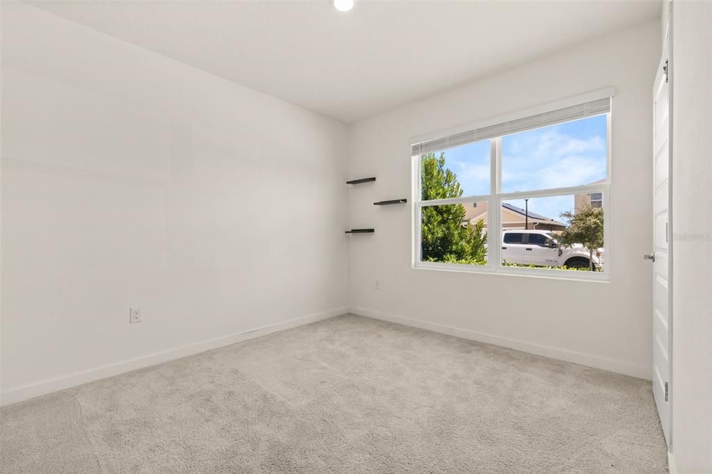 En Renta: $2,500 (4 camas, 2 baños, 1828 Pies cuadrados)
