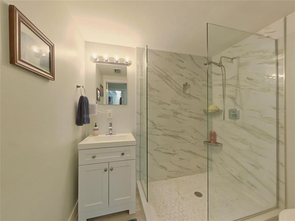 For Sale: $375,000 (3 beds, 2 baths, 1469 Square Feet)