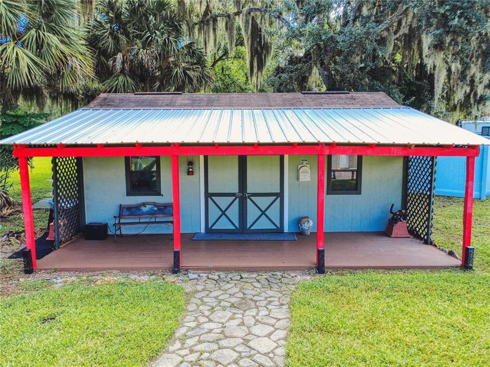 For Sale: $375,000 (3 beds, 2 baths, 1469 Square Feet)