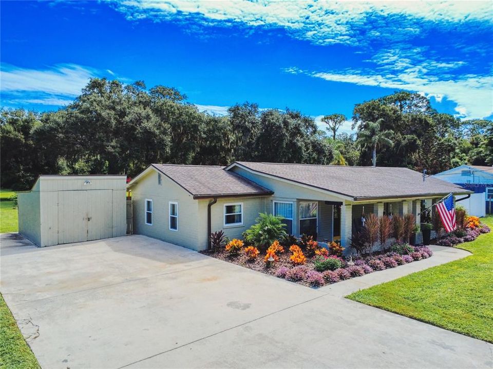 For Sale: $375,000 (3 beds, 2 baths, 1469 Square Feet)