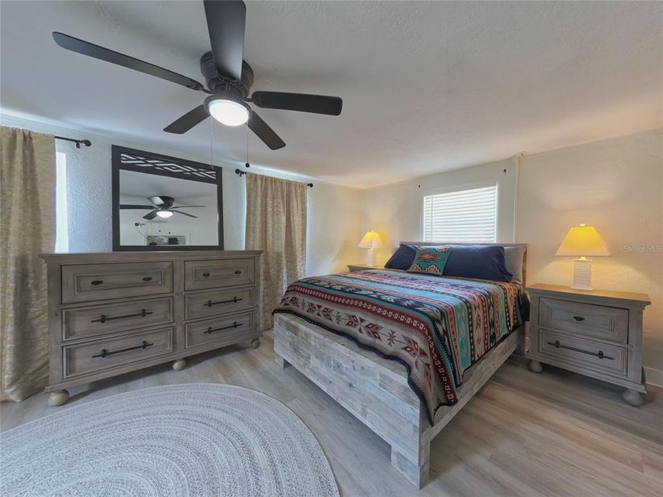 For Sale: $375,000 (3 beds, 2 baths, 1469 Square Feet)