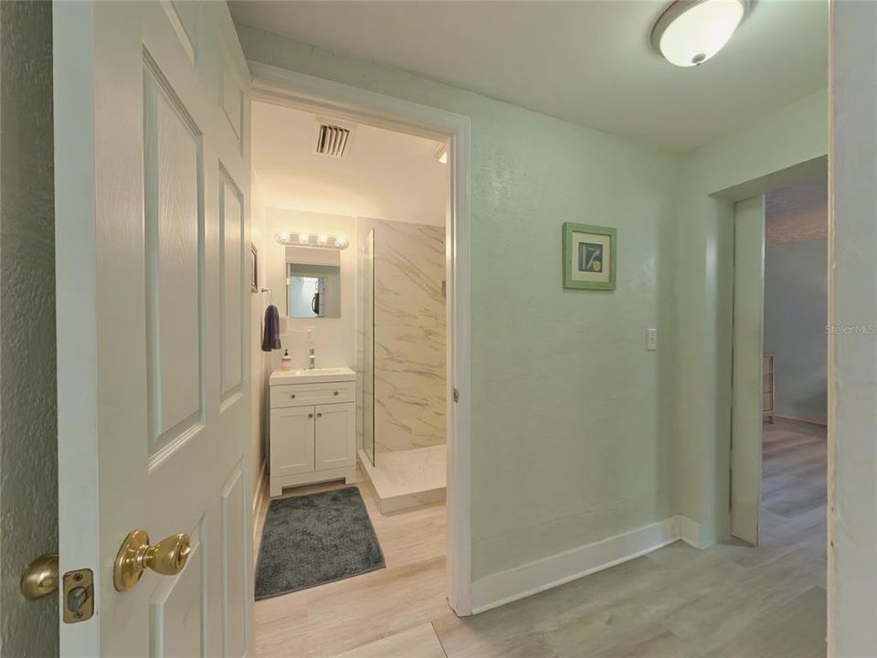 For Sale: $375,000 (3 beds, 2 baths, 1469 Square Feet)
