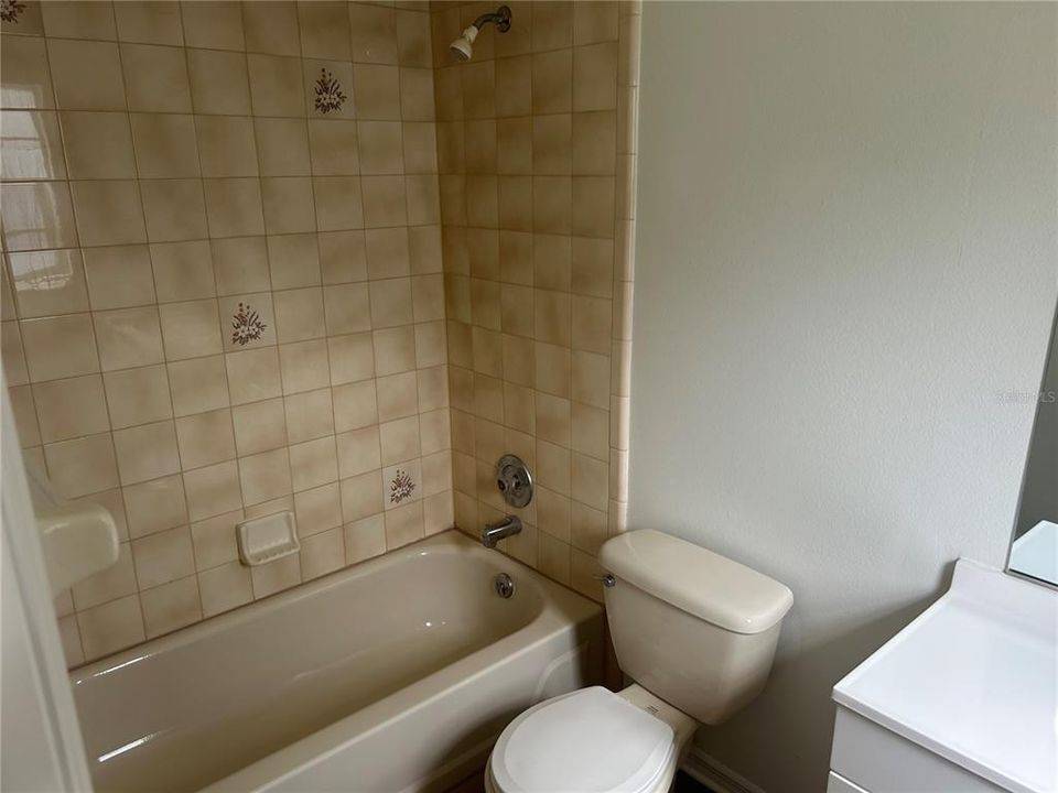 For Rent: $1,750 (2 beds, 2 baths, 980 Square Feet)