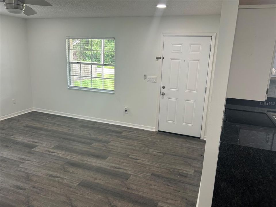 For Rent: $1,750 (2 beds, 2 baths, 980 Square Feet)