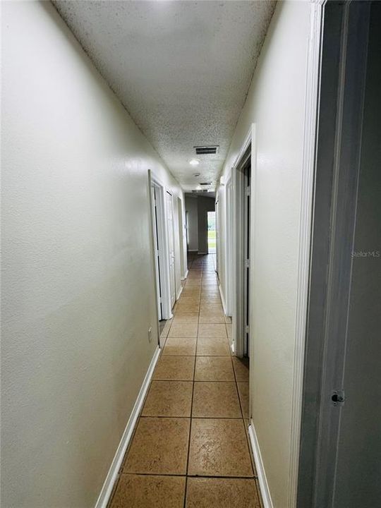 En Venta: $269,900 (3 camas, 2 baños, 1228 Pies cuadrados)