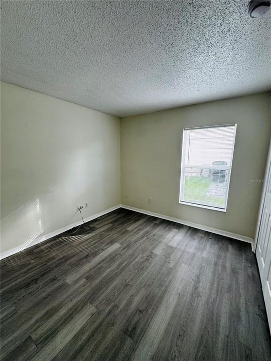 En Venta: $269,900 (3 camas, 2 baños, 1228 Pies cuadrados)
