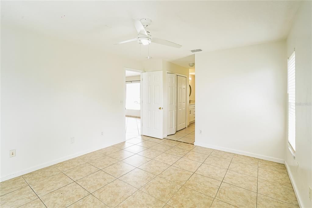 For Rent: $2,000 (3 beds, 2 baths, 1740 Square Feet)