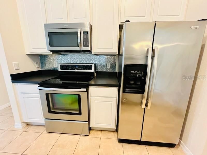 En Renta: $2,500 (4 camas, 3 baños, 1582 Pies cuadrados)