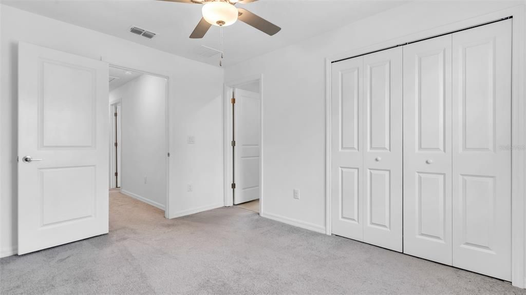For Rent: $1,995 (3 beds, 2 baths, 1787 Square Feet)