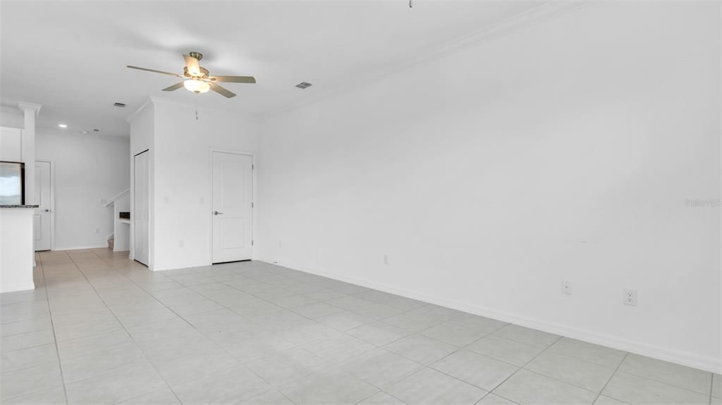 For Rent: $1,995 (3 beds, 2 baths, 1787 Square Feet)