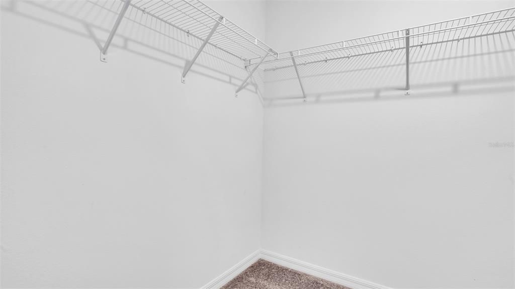 For Rent: $1,995 (3 beds, 2 baths, 1787 Square Feet)