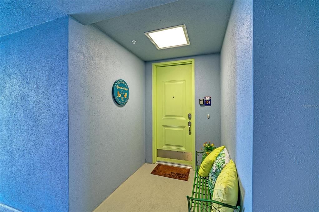 En Venta: $575,000 (2 camas, 2 baños, 1456 Pies cuadrados)