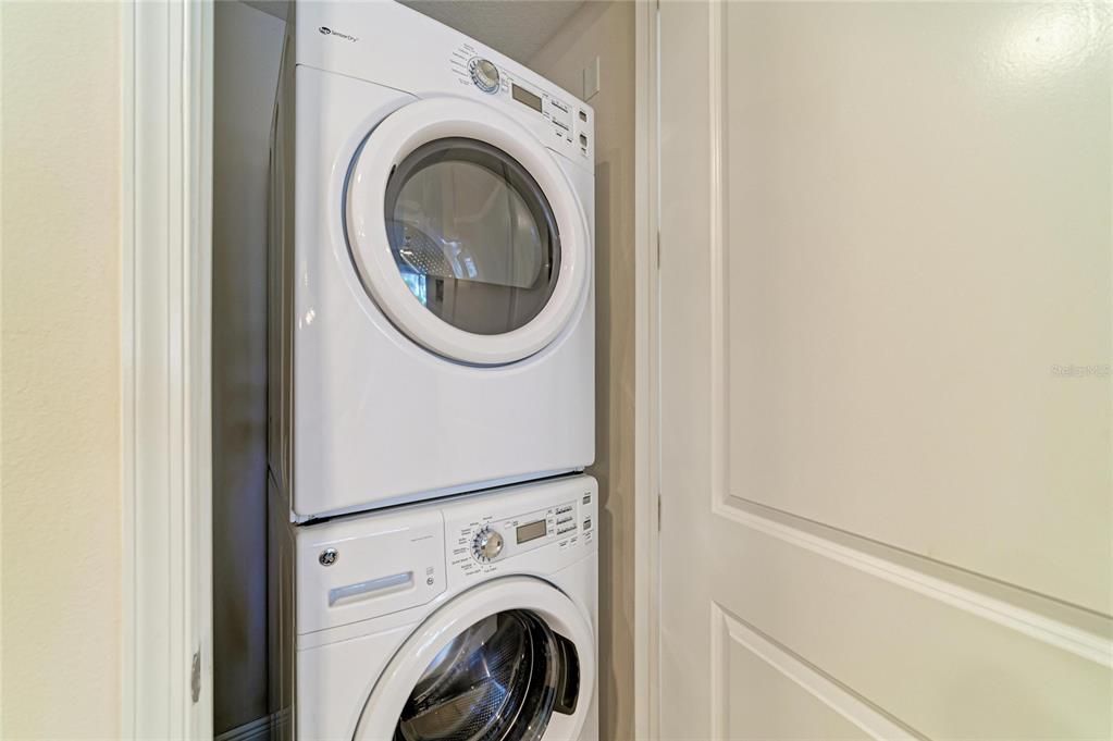 En Venta: $575,000 (2 camas, 2 baños, 1456 Pies cuadrados)