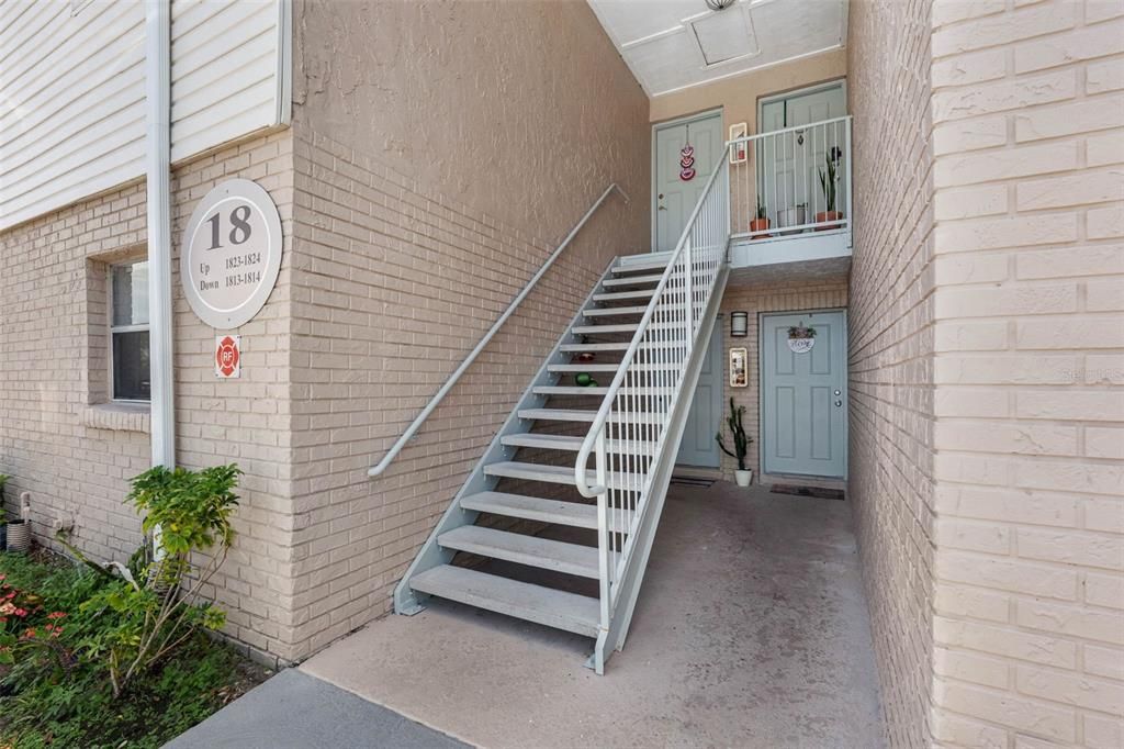 For Sale: $239,000 (3 beds, 2 baths, 1363 Square Feet)