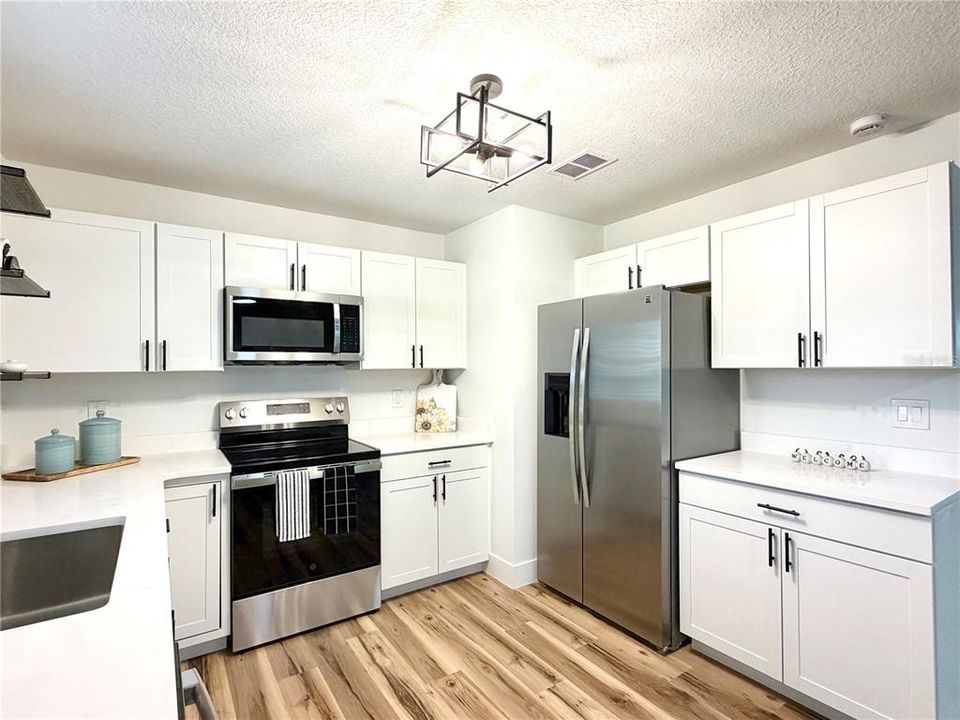En Venta: $259,900 (3 camas, 2 baños, 1745 Pies cuadrados)
