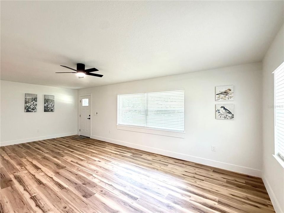 En Venta: $259,900 (3 camas, 2 baños, 1745 Pies cuadrados)