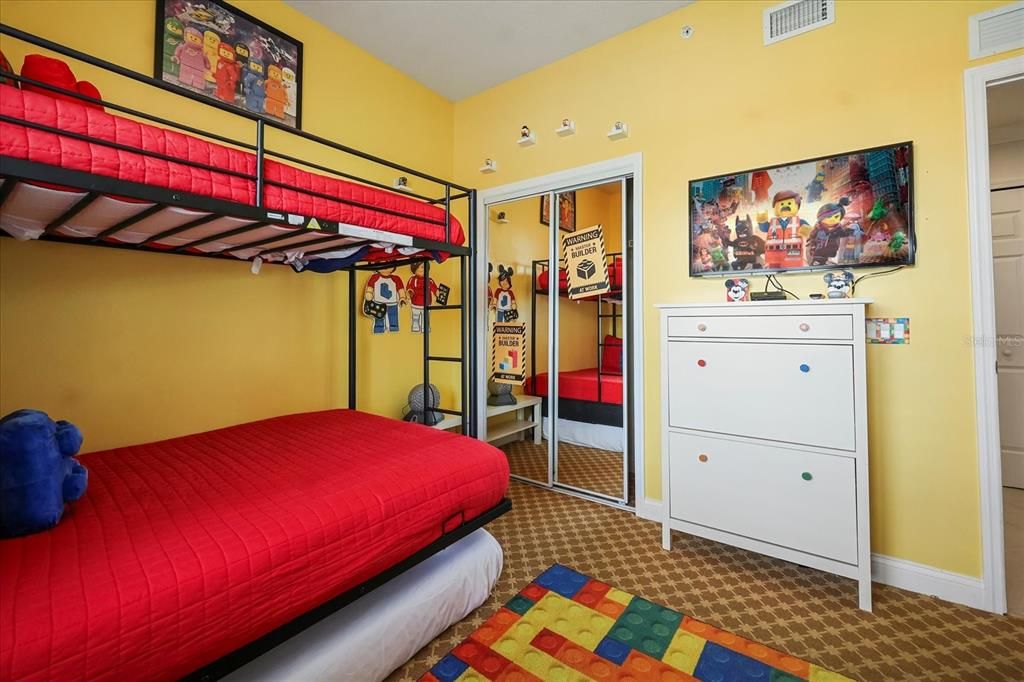 For Sale: $297,500 (3 beds, 2 baths, 1419 Square Feet)