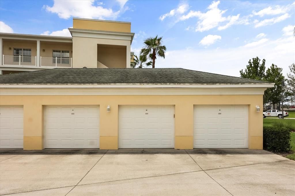 For Sale: $297,500 (3 beds, 2 baths, 1419 Square Feet)