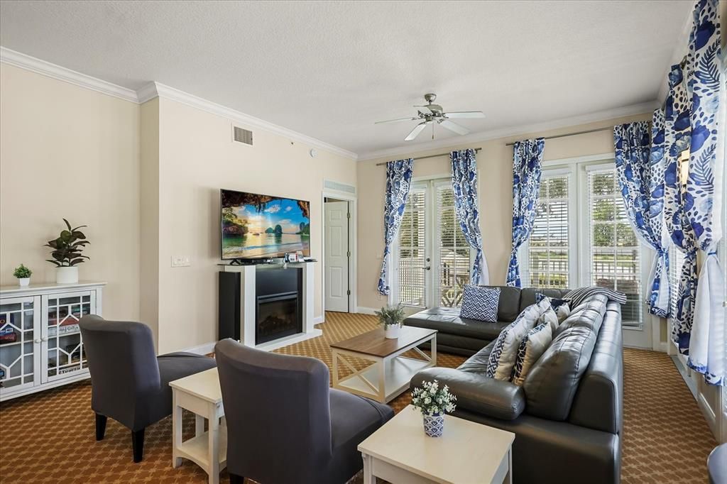 For Sale: $297,500 (3 beds, 2 baths, 1419 Square Feet)